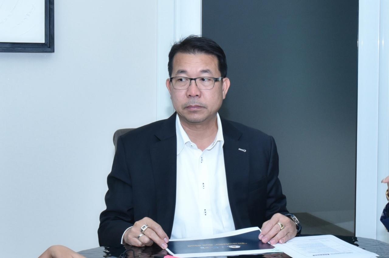 รองอธิบดี “บุรีรัตน์” ประชุมเตรียมความพร้อมแถลงข่าว สื่อสารแนวคิด “วิหารแห่งดิน : ดินดี ชีวิตดี” ในงาน Farm Expo 2026