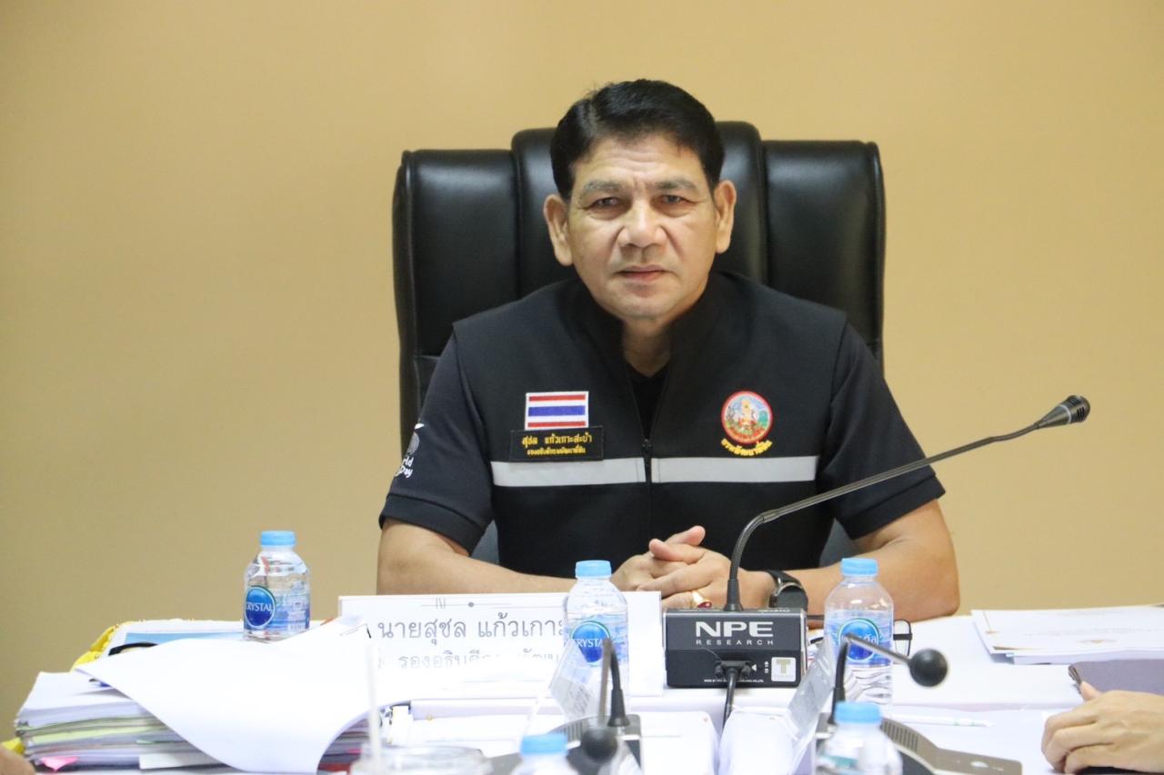 รองอธิบดีกรมพัฒนาที่ดิน ลงพื้นที่ติดตามงานโครงการจัดพัฒนาที่ดินตามพระราชประสงค์หนองพลับ-กลัดหลวง