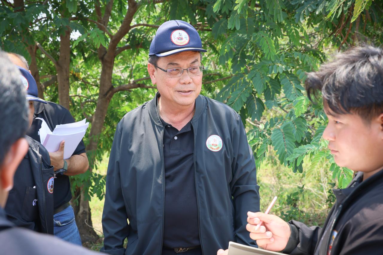 รองอธิบดี พด. สุรชาติ ลงพื้นที่สกลนครขับเคลื่อน “โครงการป้องกันการชะล้างพังทลายของดินและฟื้นฟูพื้นที่เกษตรกรรมด้วยระบบอนุรักษ์ดินและน้ำ” สร้างความมั่นคงและเพิ่มผลผลิตภาคการเกษตร