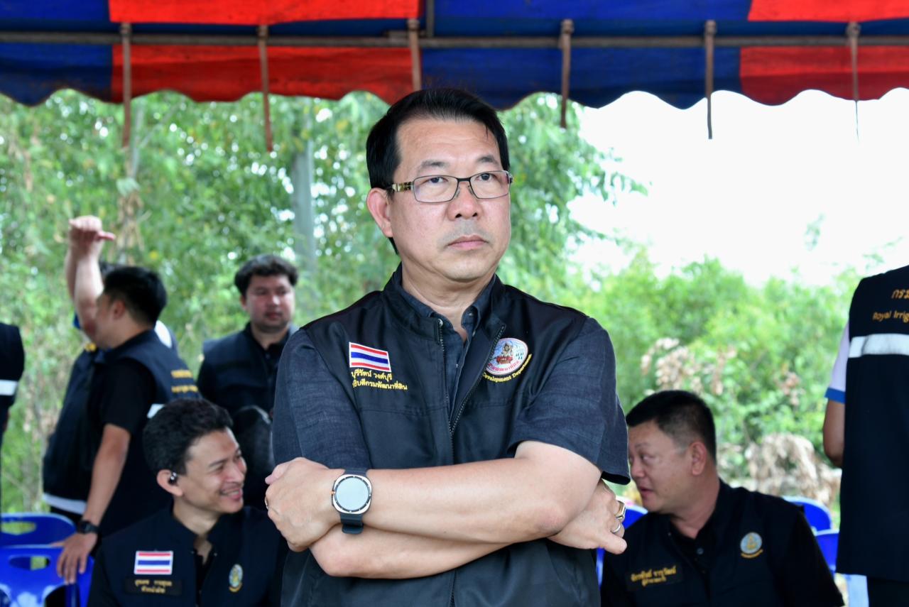 รองอธิบดี “บุรีรัตน์” ร่วมติดตามคณะรัฐมนตรีช่วยว่าการกระทรวงเกษตรและสหกรณ์ (นางสาวปิยะรัฐชย์ ติยะไพรัช) ตรวจราชการพื้นที่กำแพงเพชร ติดตามงานเกษตร–บริหารจัดการน้ำ