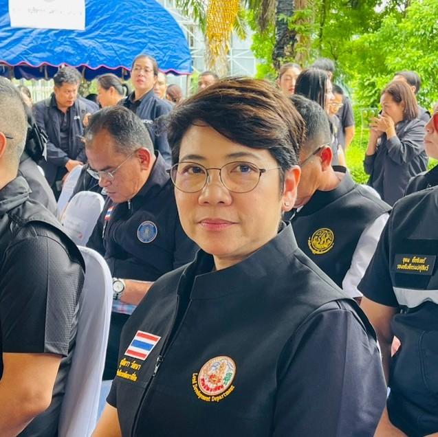 slide 0