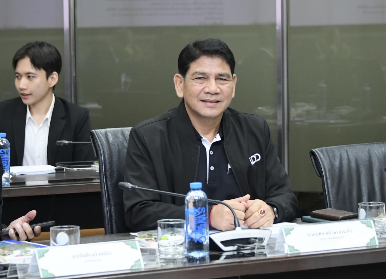 รองอธิบดี พด. ร่วมประชุมคณะทำงานด้านเทคนิคฯ หนุนนวัตกรรมไบโอชาร์จากผักตบชวาแก้ปัญหาภัยแล้ง