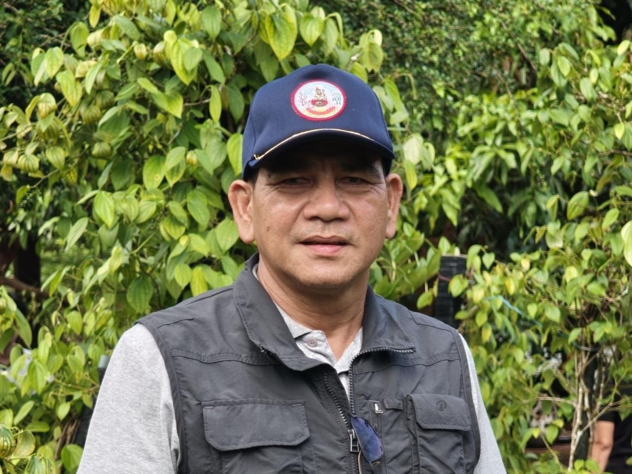 รองอธิบดีกรมพัฒนาที่ดิน ลงพื้นที่ติดตามการรับเสด็จฯ และตรวจเยี่ยมแปลงพริกไทยพันธุ์ปะเหลียน